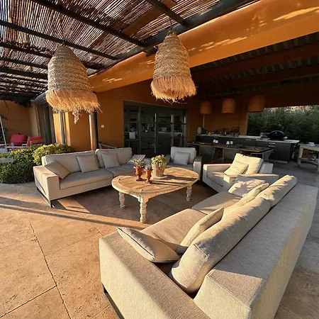 Villa Tiga *