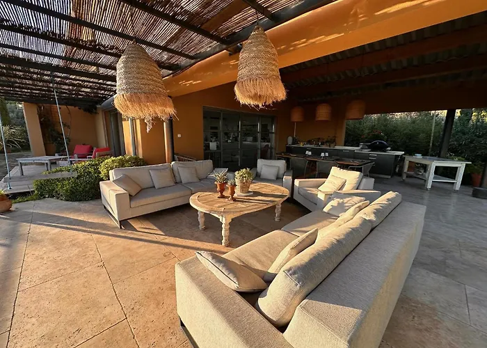 Villa Tiga *